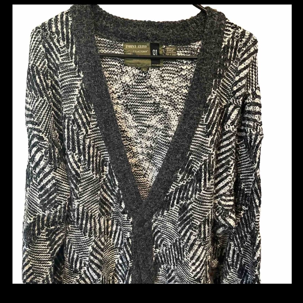 90s GRAY white GEOMETRIC Cardigan Sweater button Vneck coogi cosby 3D 90s mens L
